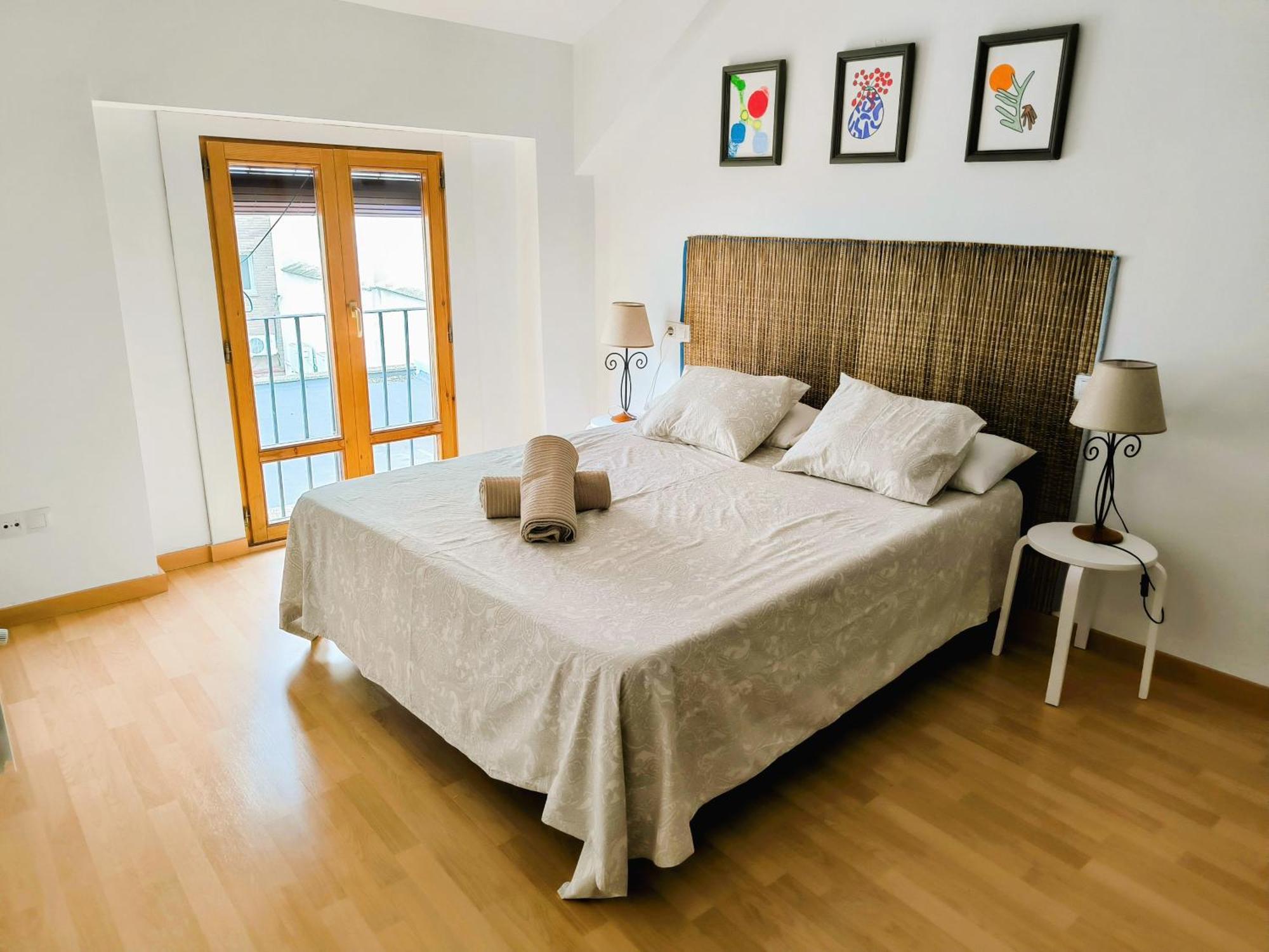 El Loft Del Casco By Alogest Apartment Zaragoza Bagian luar foto